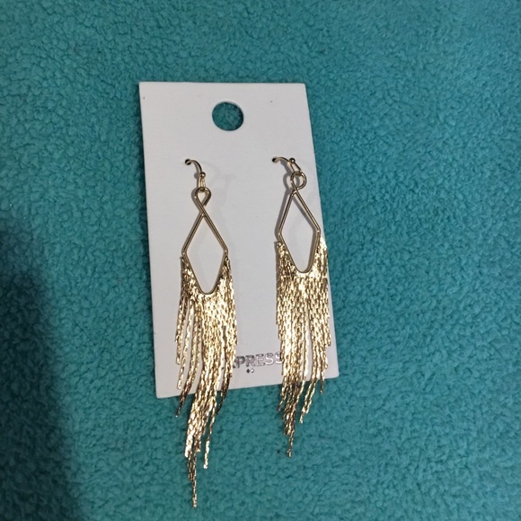 Earrings - Picture 1 of 3
